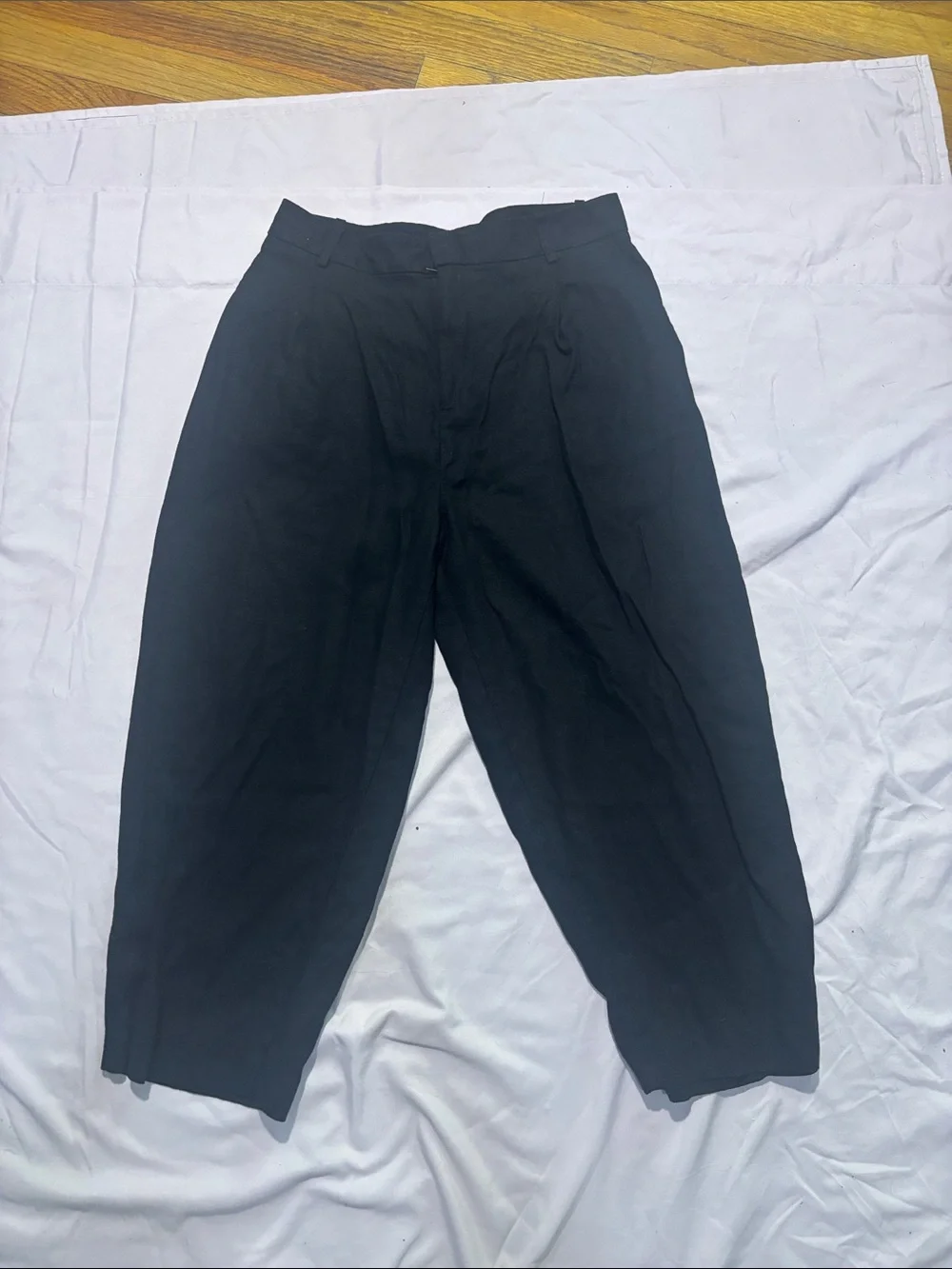 Zara Black Cropped barrel Leg linen blend Pants